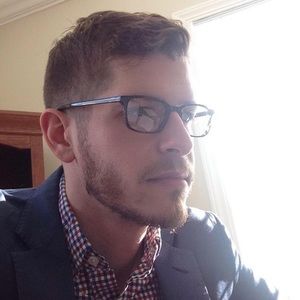 Meet your Posher, Aaron